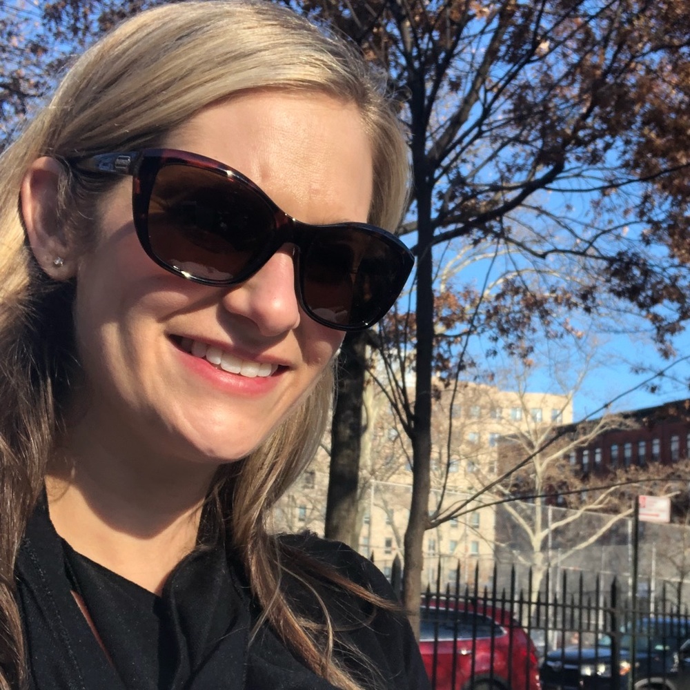 Meet your Posher, Olivia